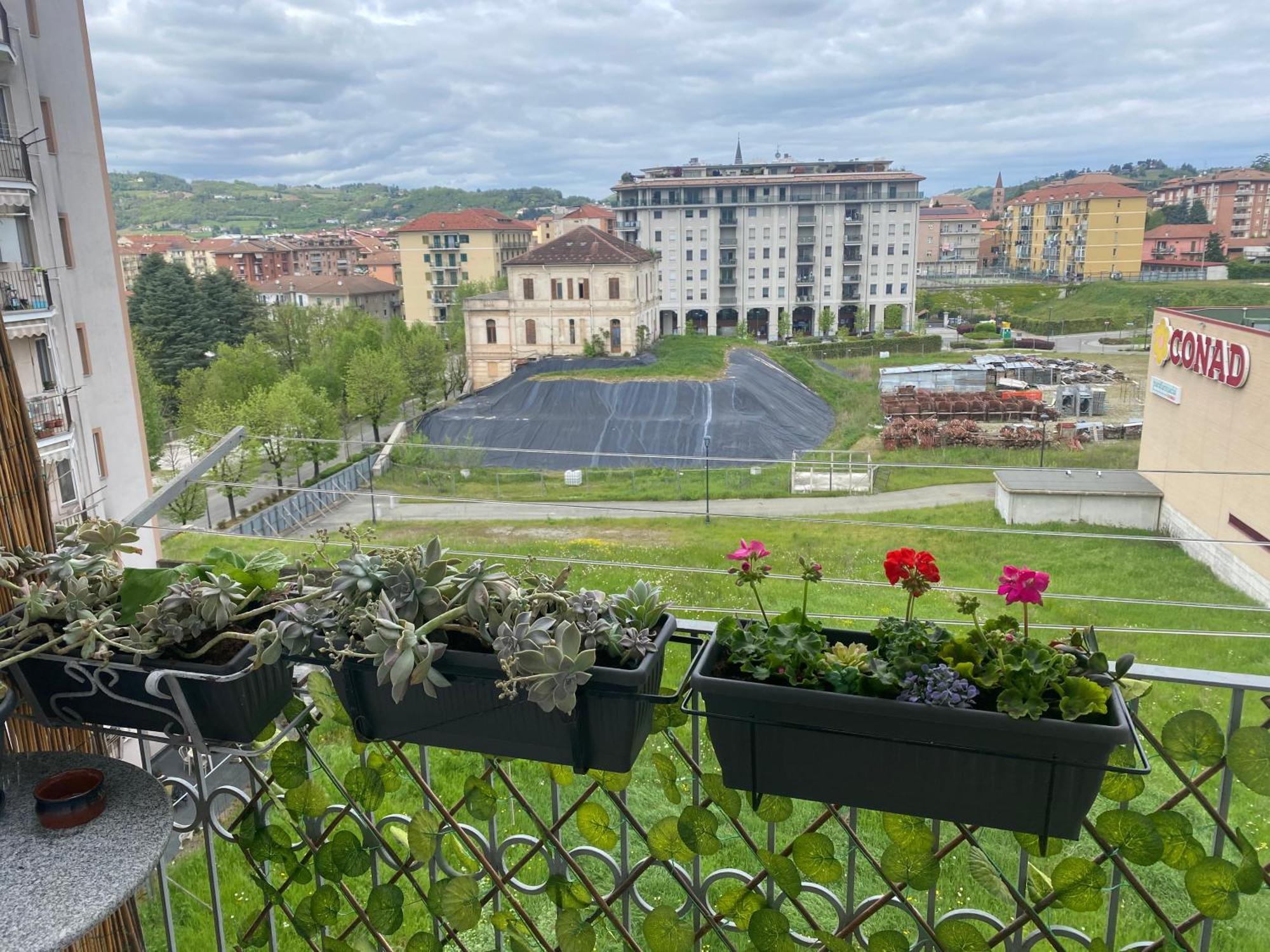 Appartamento Lella Con Meravigliosa Vista Vicino Alle Terme Acqui Terme Dış mekan fotoğraf